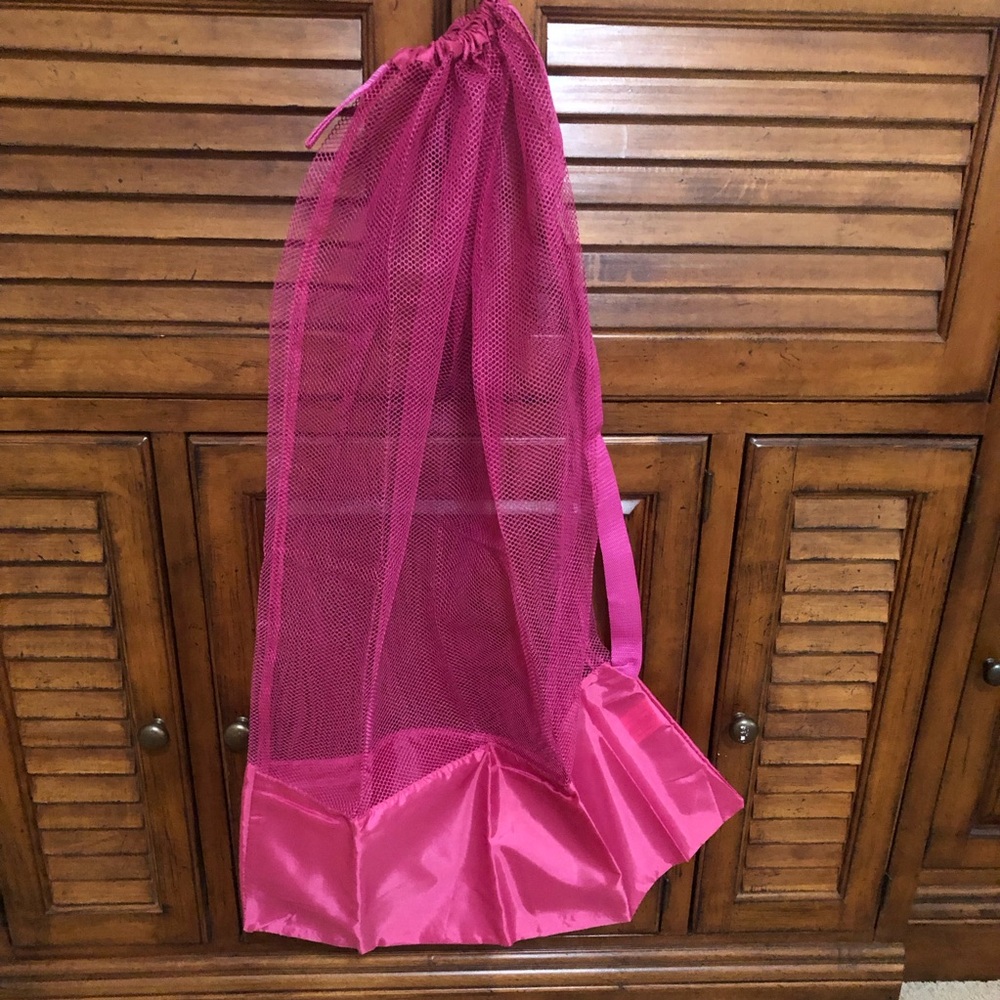👚👖Hot Pink Mesh Laundry Bag with Shoulder Strap 👗🧦